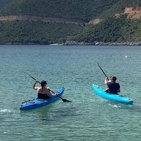 The Donkey House, Pragmatefti Holiday home *