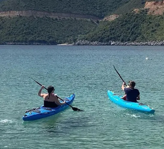 The Donkey House, Pragmatefti Casa de Férias *