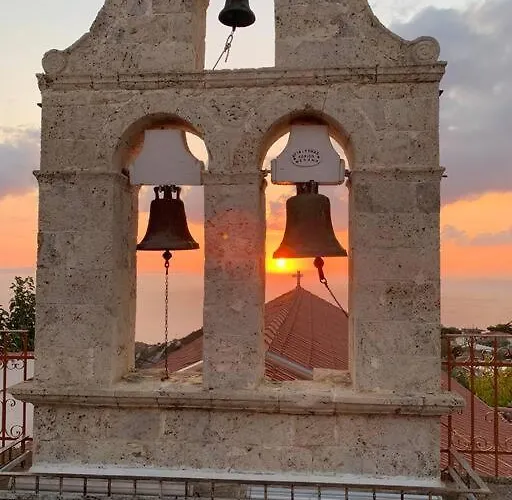 The Donkey House, Pragmatefti Casa de Férias *